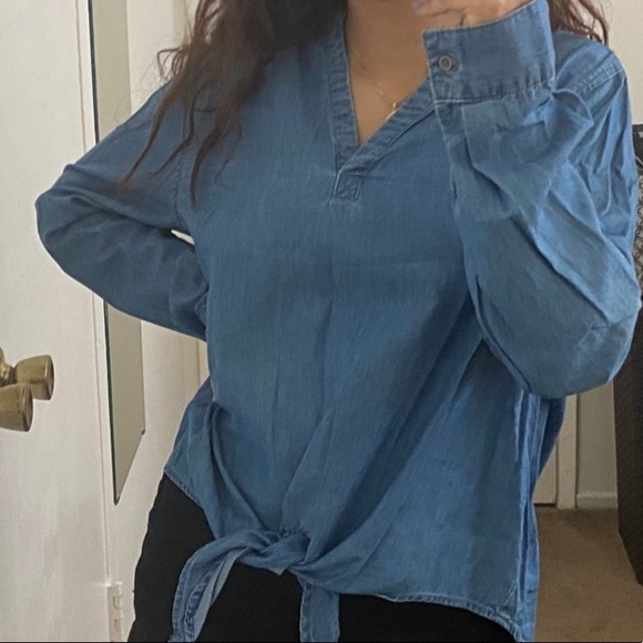 blouse - Picture 2 of 2